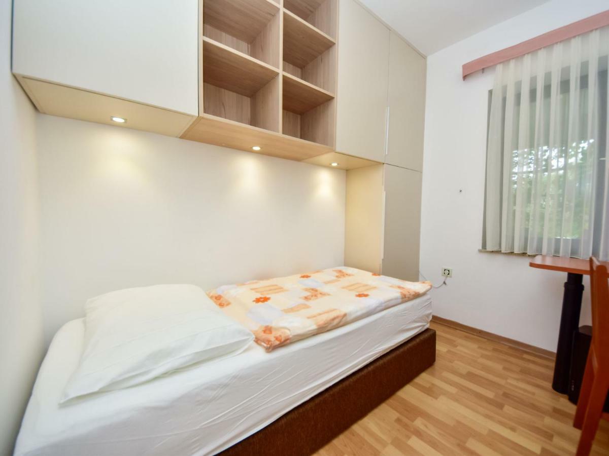 Apartment Anica-1 By Interhome Diklo Exterior foto